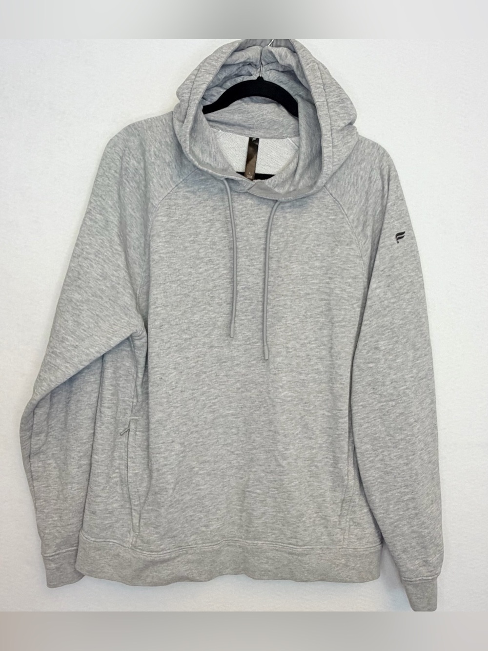 Fabletics Men’s Gray Pullover Hoodie Sweatshirt Athletic Activewear Size L